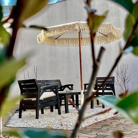 Cozy Hideout - Condo Hotel Temesvár Kültér fotó