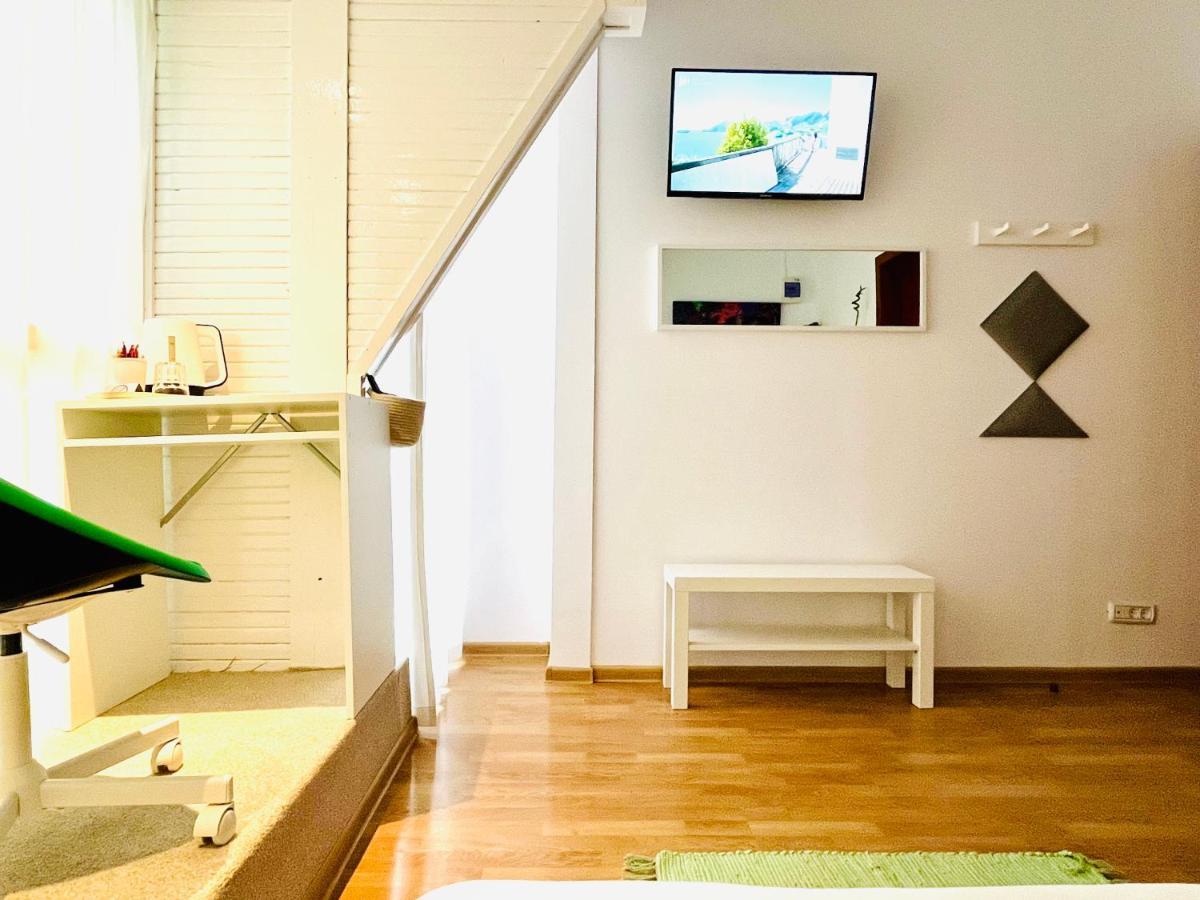 Cozy Hideout - Condo Hotel Temesvár Kültér fotó