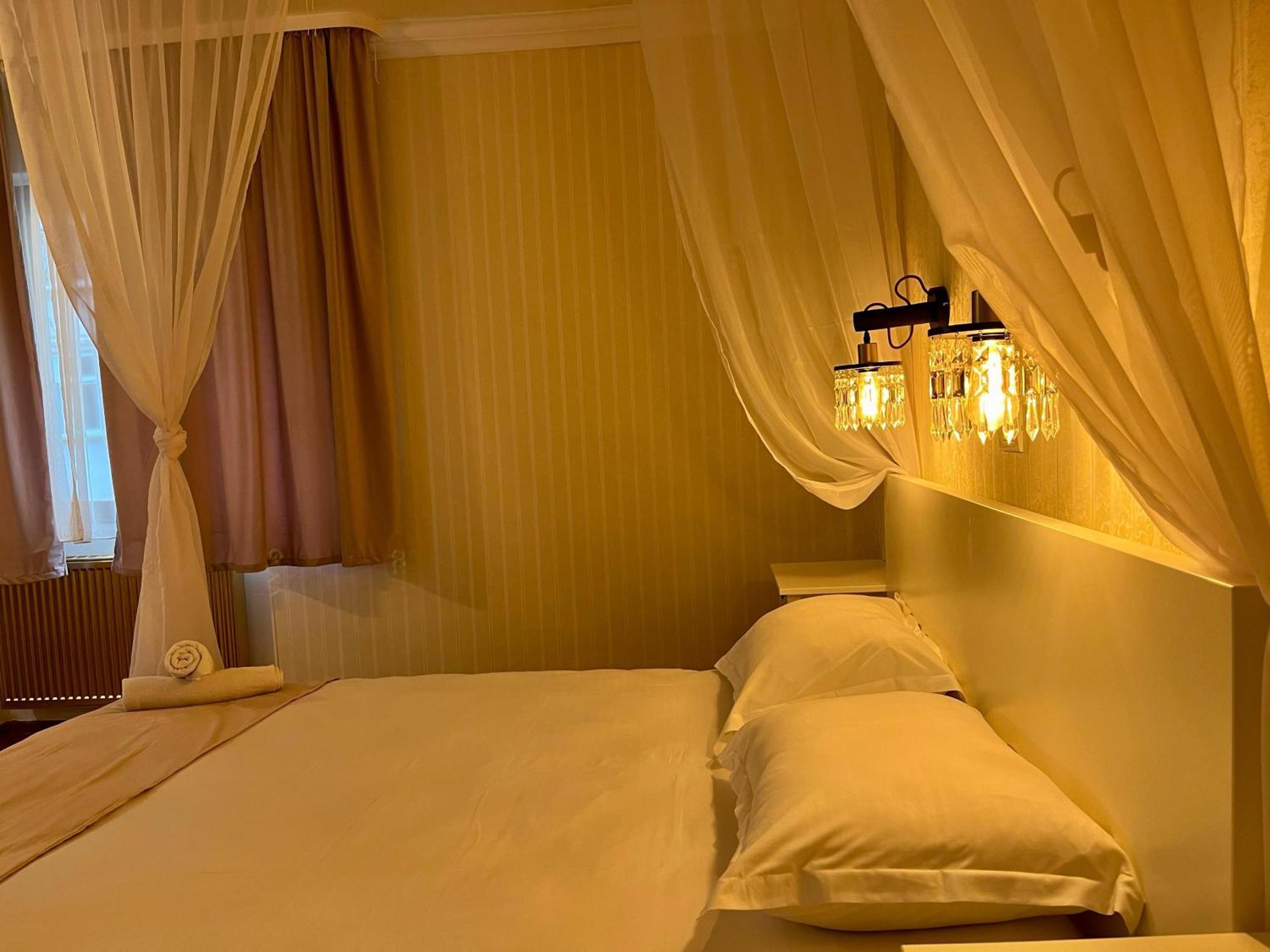 Cozy Hideout - Condo Hotel Temesvár Kültér fotó