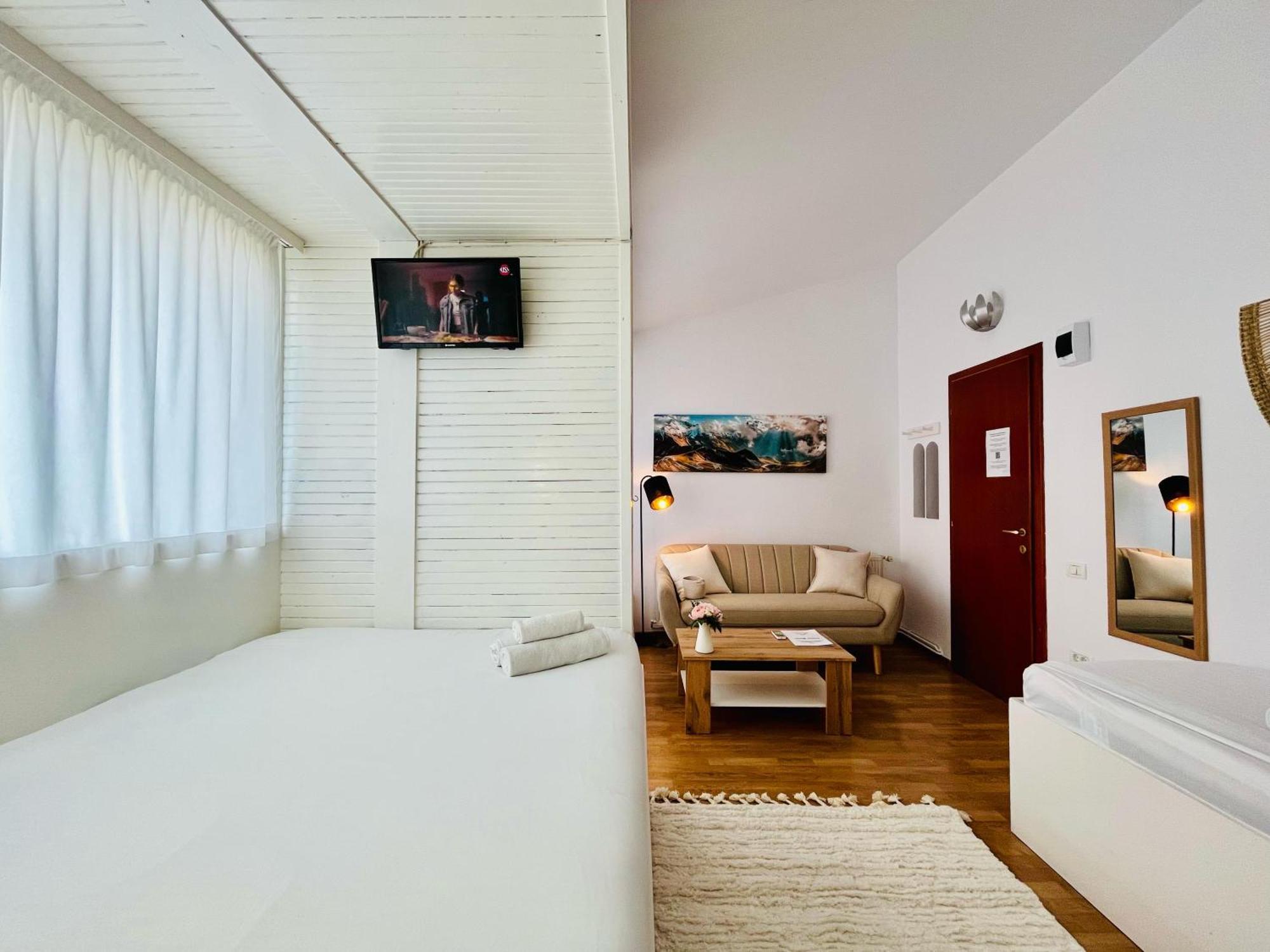 Cozy Hideout - Condo Hotel Temesvár Kültér fotó